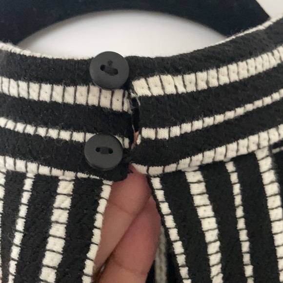 Dynamite Halter Neck Tank Top with Stripes - Business Casual - Women’s M - Picture 4 of 5